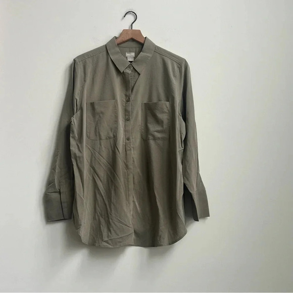New CHICO'S SILKY SOFT DOBBY HALF-PLACKET SHIRT SZ 3 16/18 Vetiver Long Sleeve - Picture 2 of 14